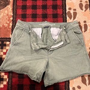 Womens American eagle shorts
